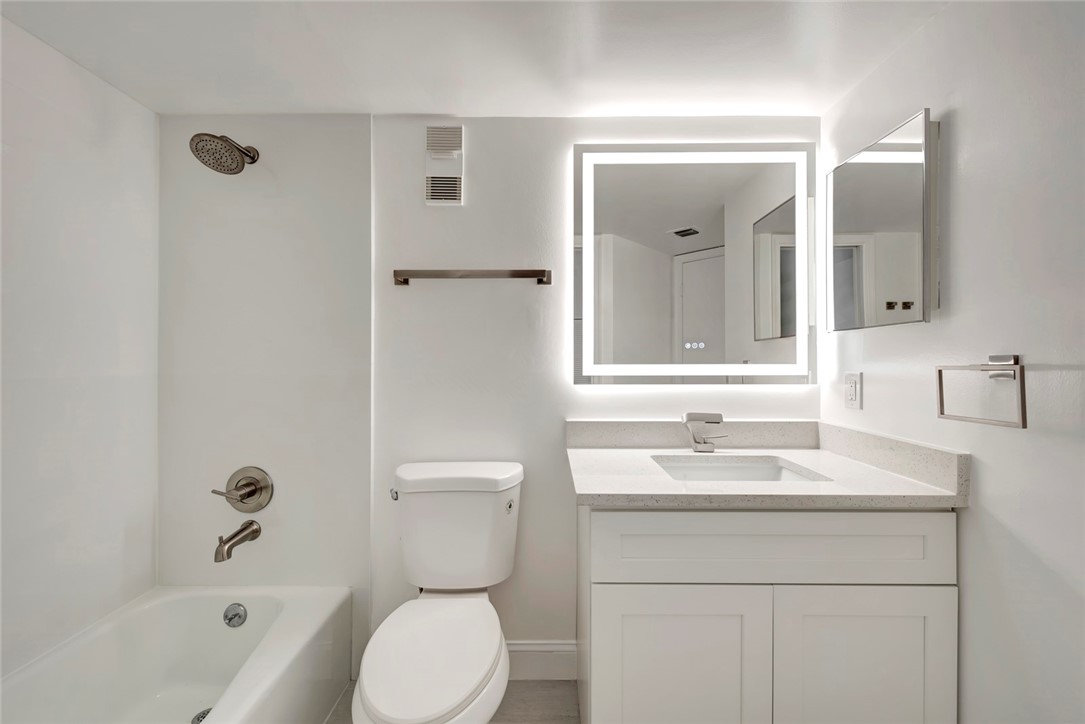 5101 Jimmy Buffett Memorial Highway 208