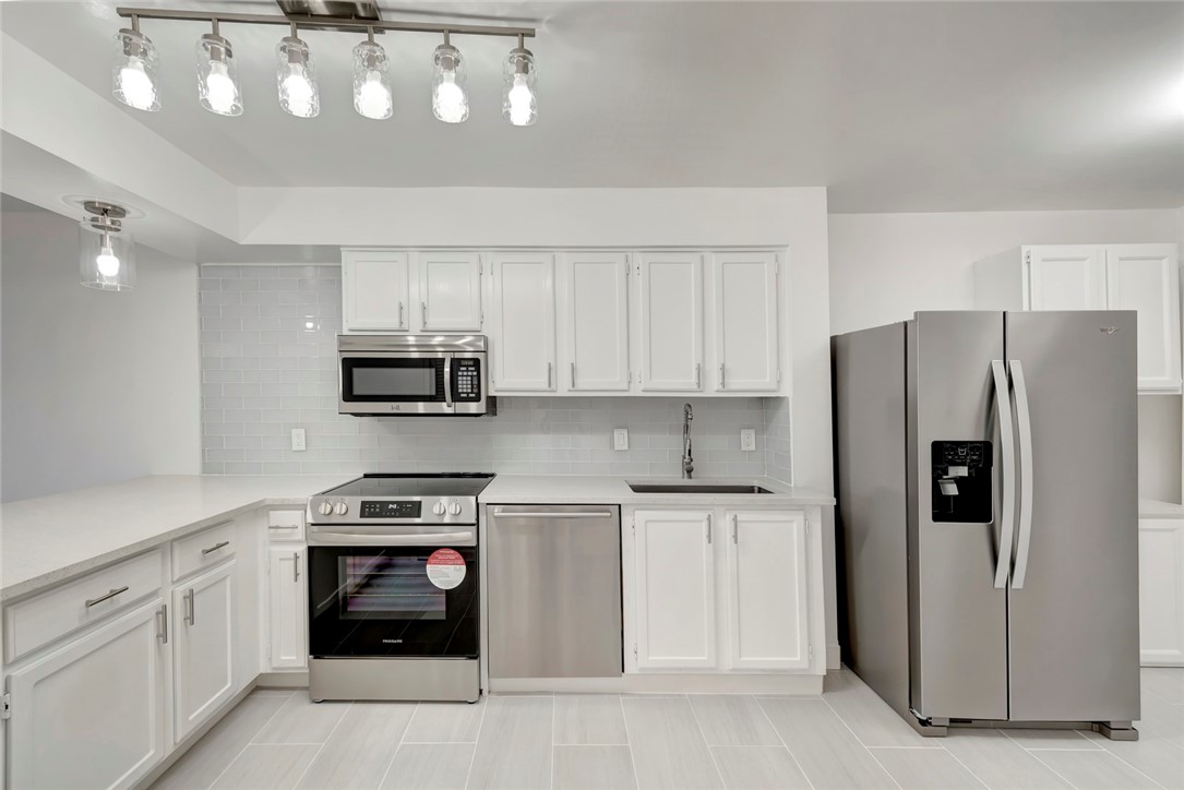 5101 Jimmy Buffett Memorial Highway 208