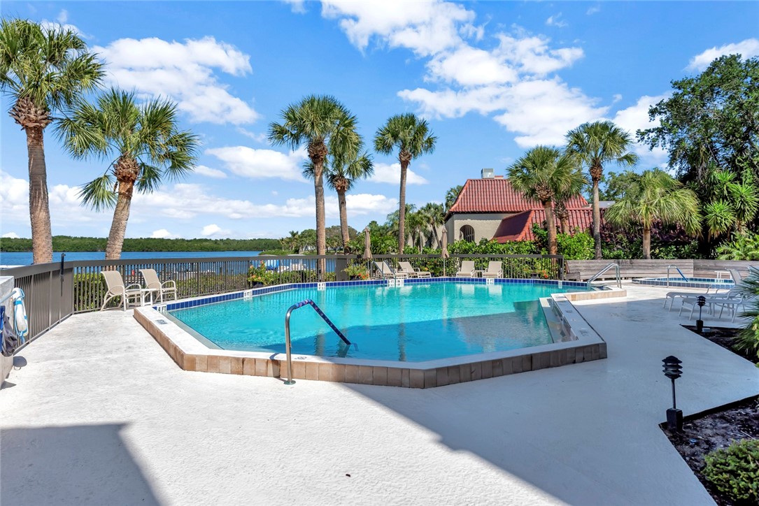 5101 Jimmy Buffett Memorial Highway 208