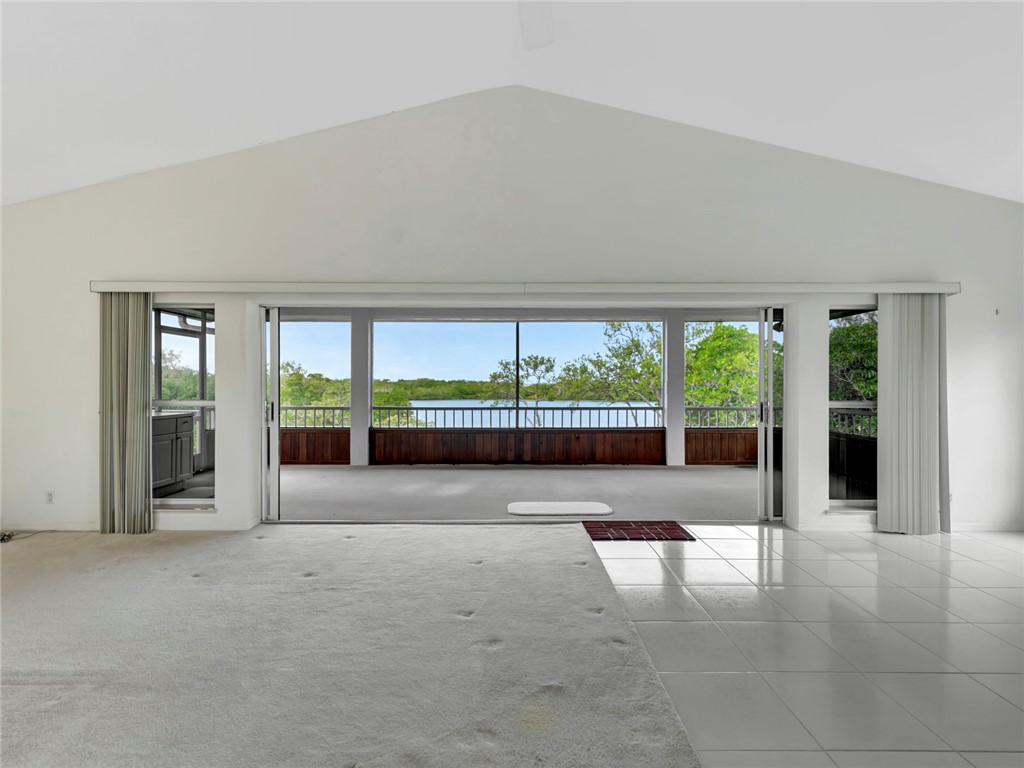 1700 Coconut Drive