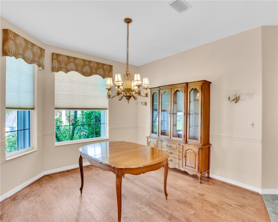 471 E Tangerine Square SW