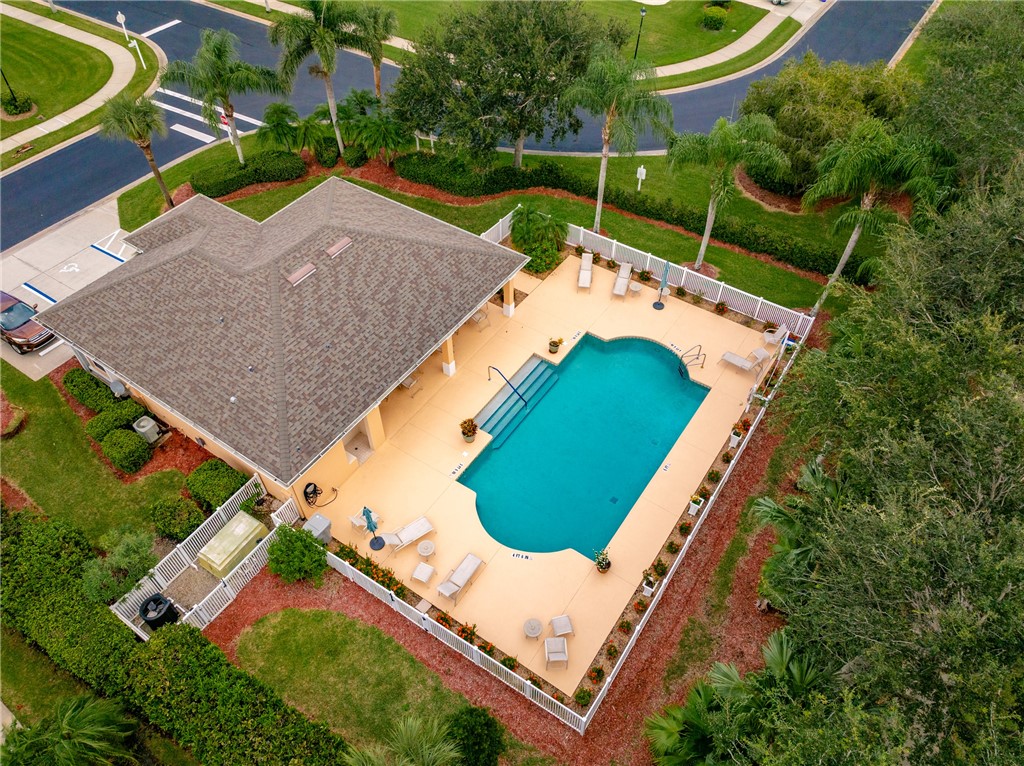 471 E Tangerine Square SW