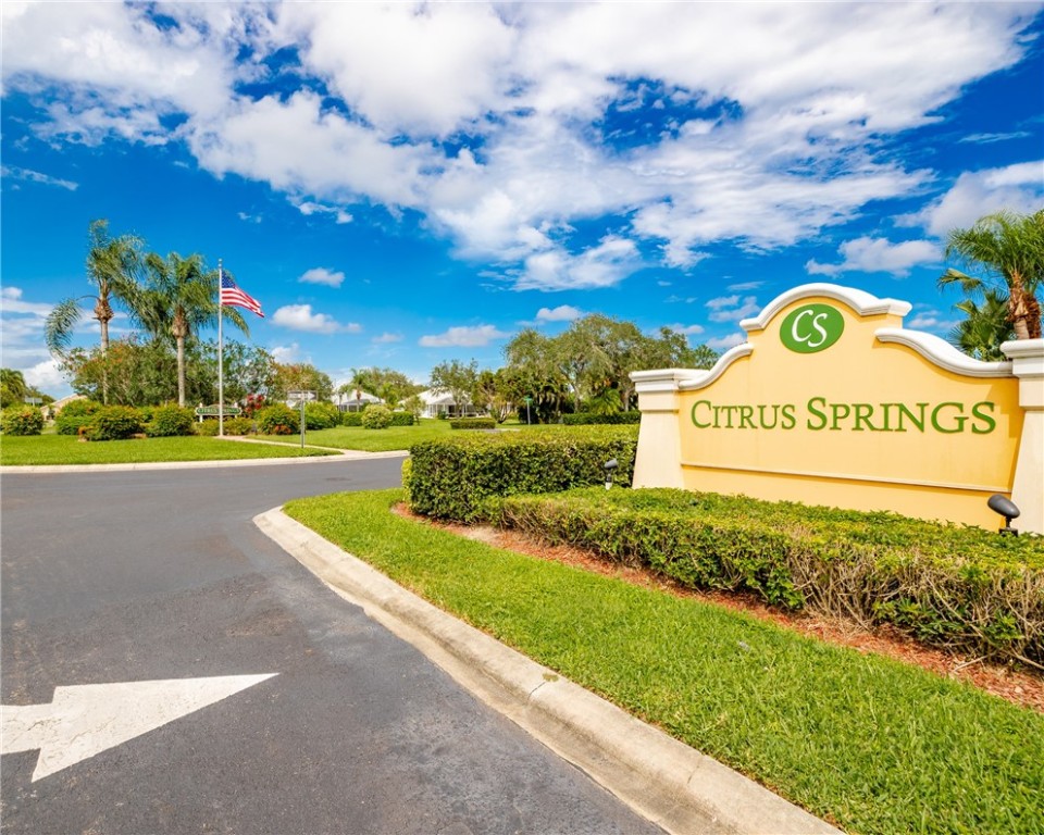 471 E Tangerine Square SW