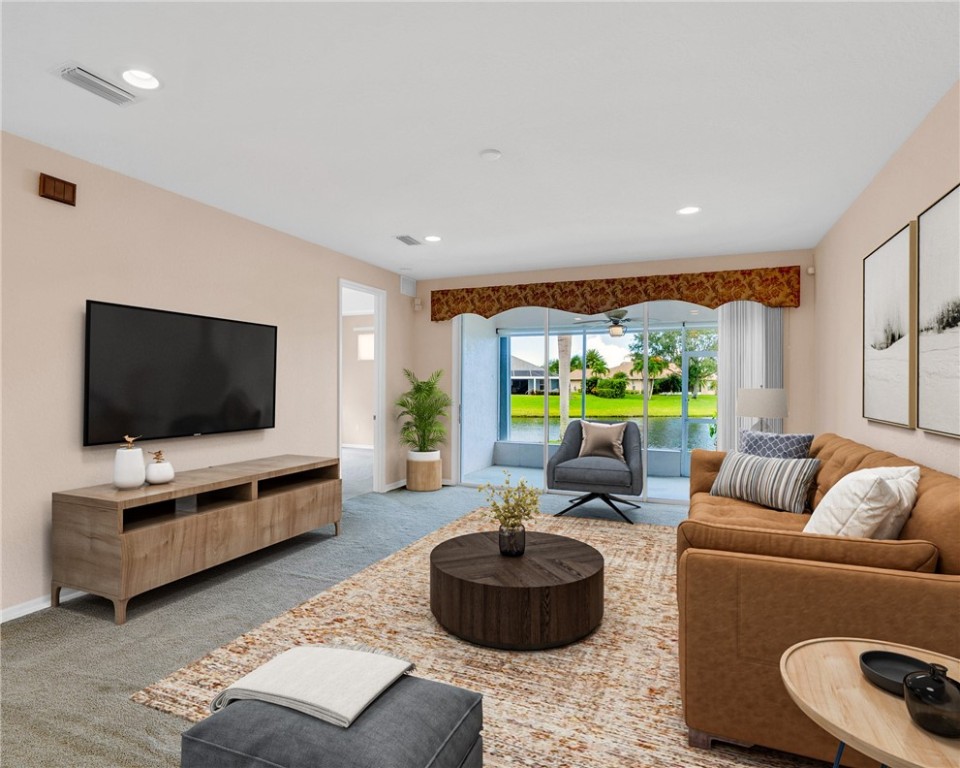 471 E Tangerine Square SW