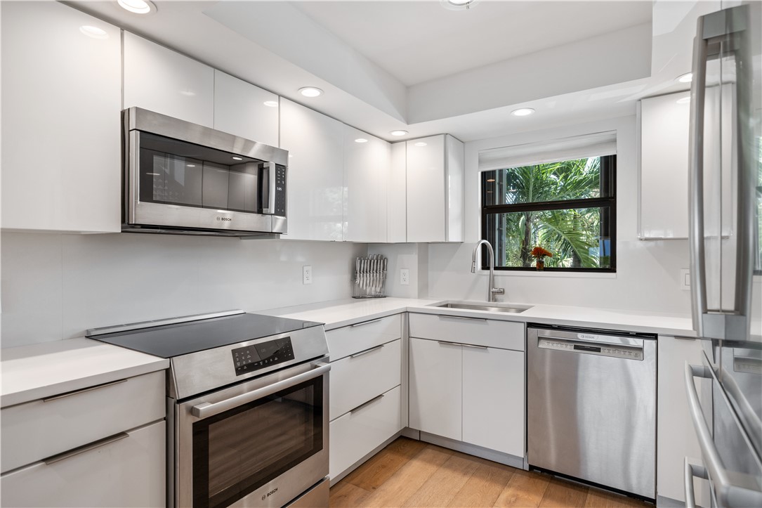 4450 Highway A1a Highway 102