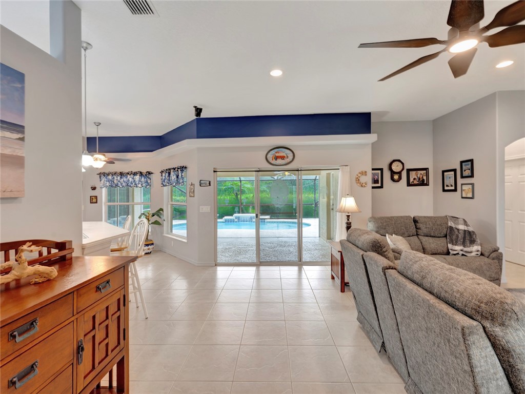 419 N Key Lime Square SW