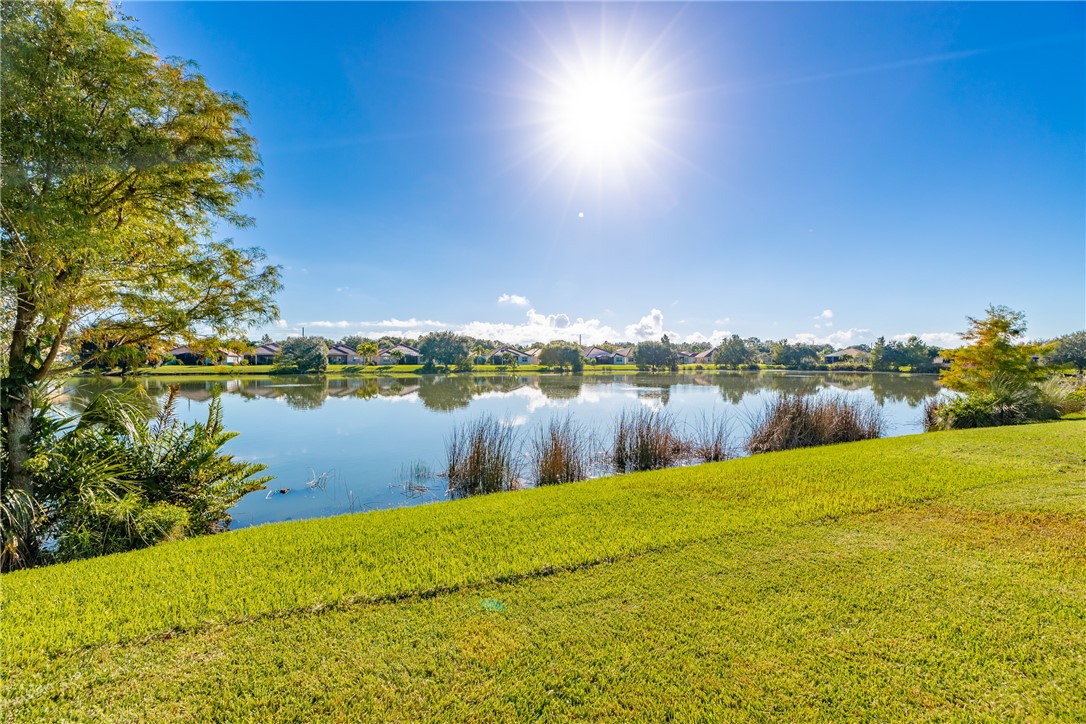 1768 SW Belmont Circle SW