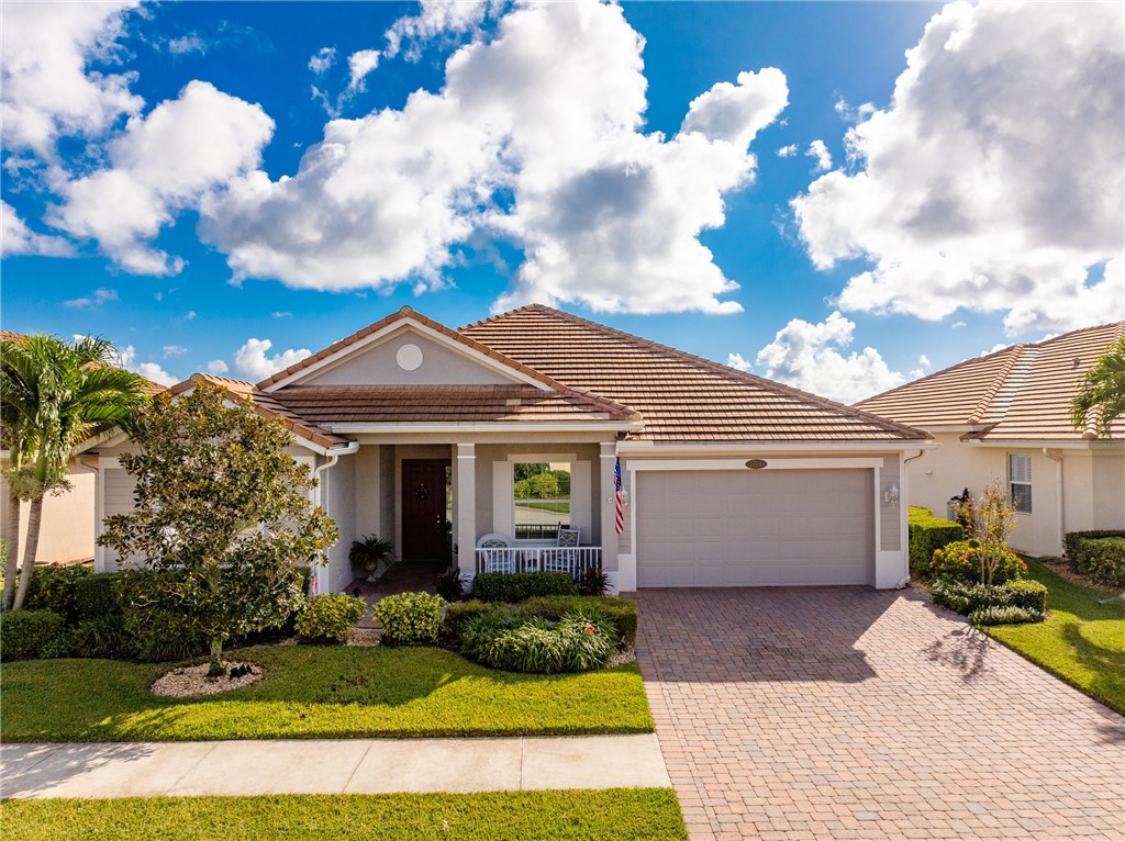 1768 SW Belmont Circle SW