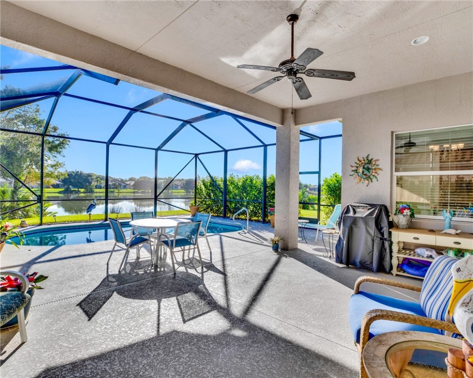 1768 SW Belmont Circle SW