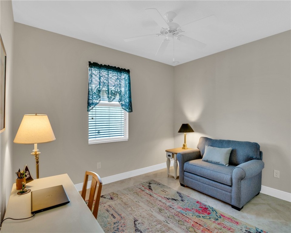 1768 SW Belmont Circle SW