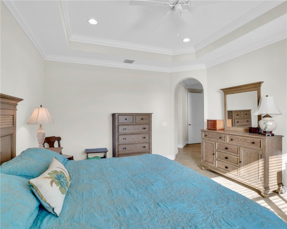 1768 SW Belmont Circle SW