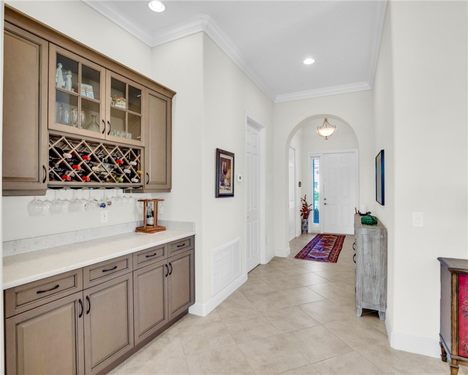 1768 SW Belmont Circle SW