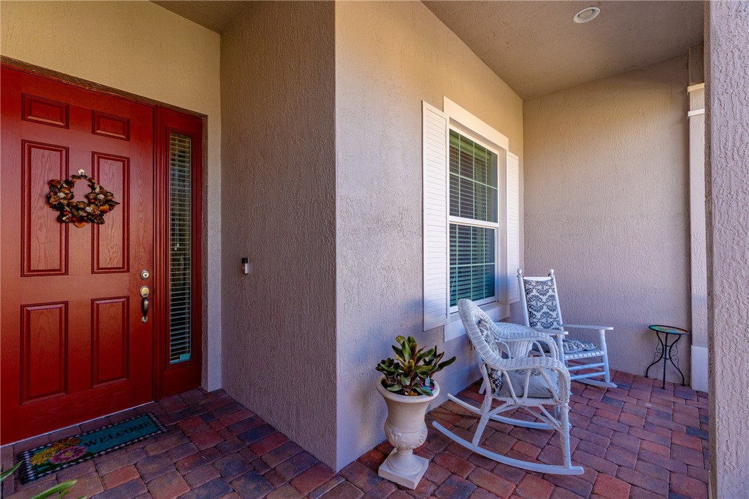 1768 SW Belmont Circle SW