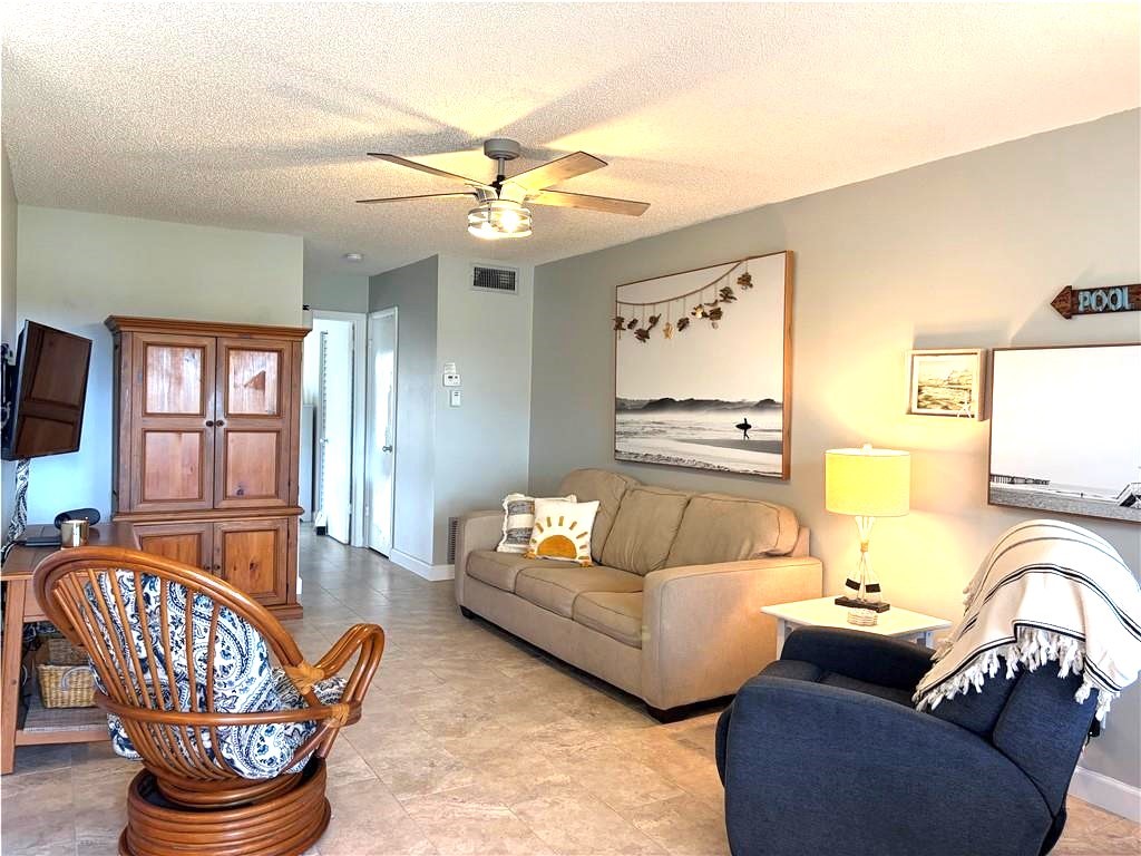 34 Pine Arbor Lane 203