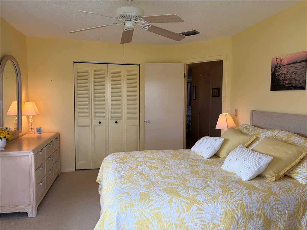 73 Royal Oak Court 206