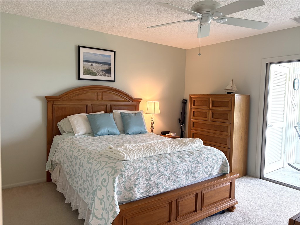 73 Royal Oak Court 206