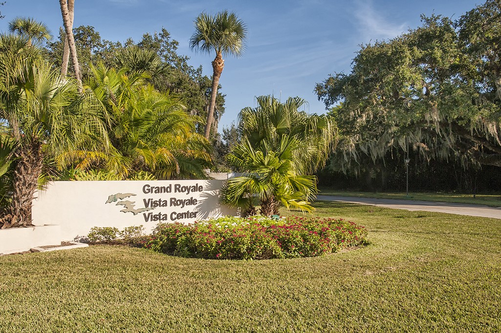 73 Royal Oak Court 206