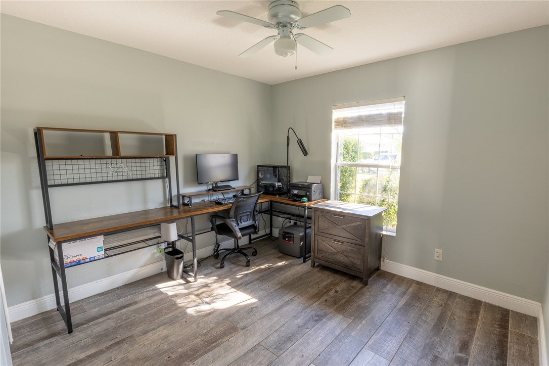 887 Greenleaf Circle