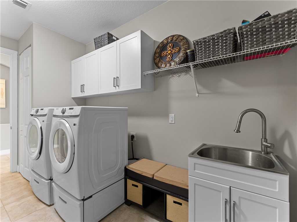 765 Fortunella Circle SW