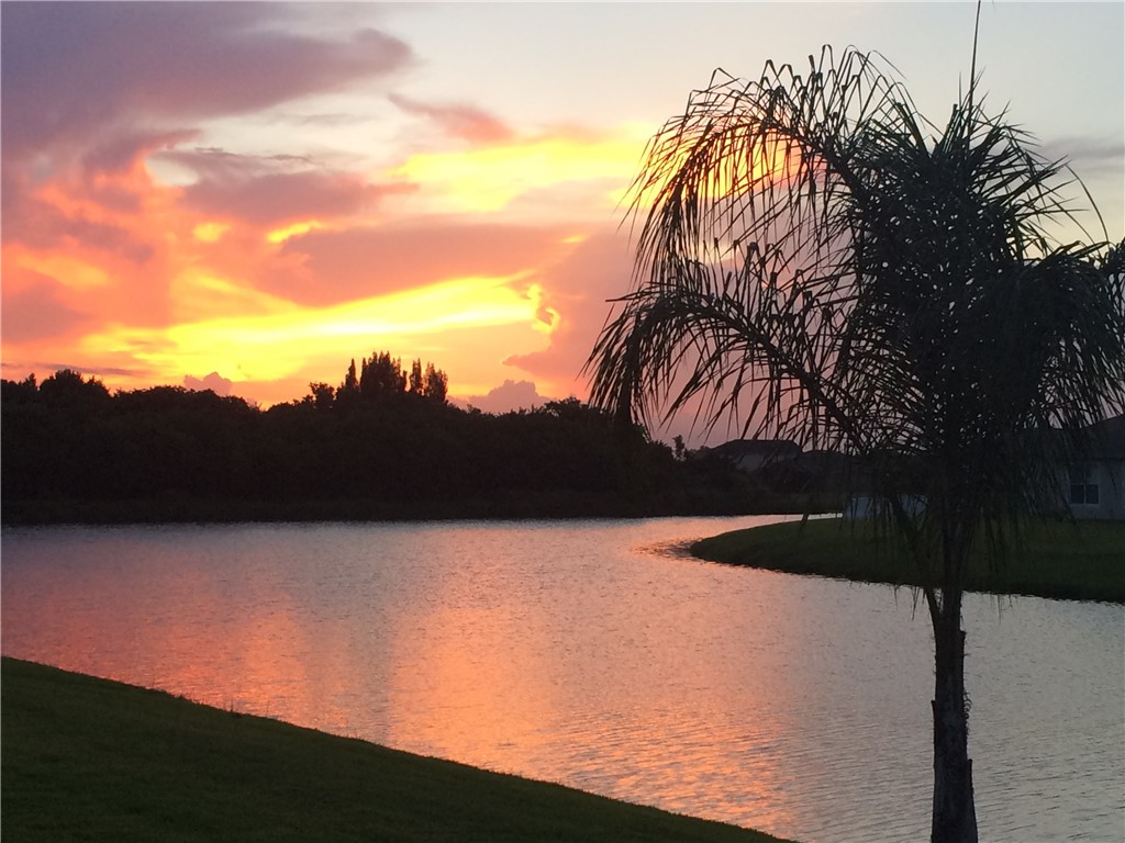 765 Fortunella Circle SW