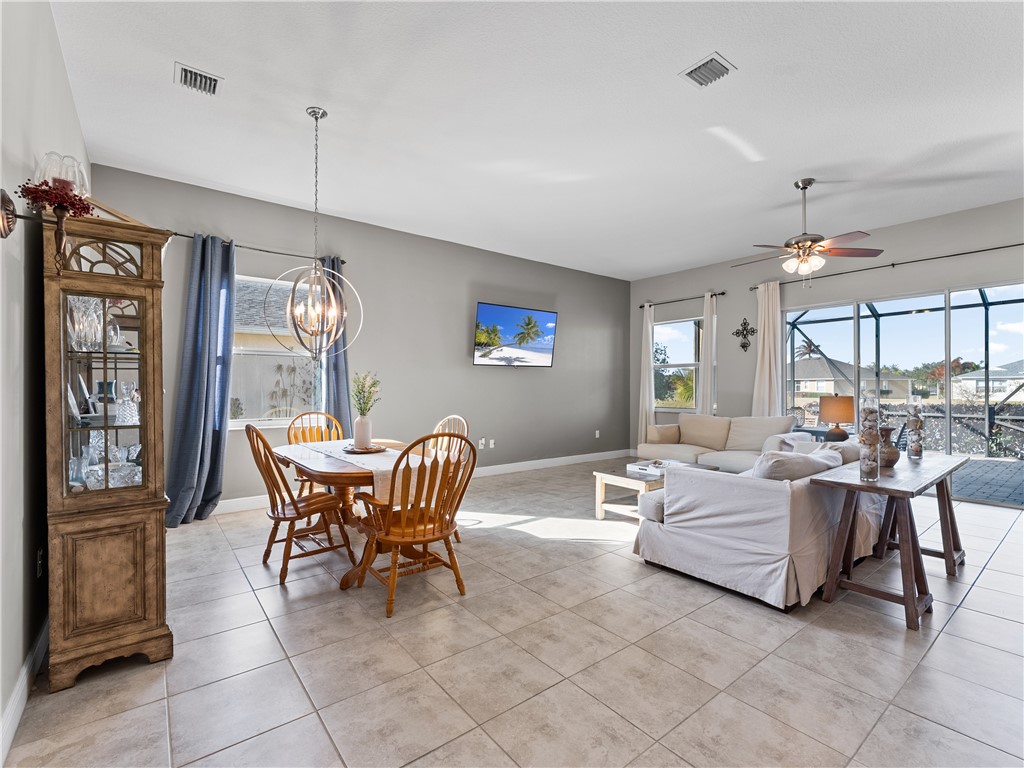 765 Fortunella Circle SW