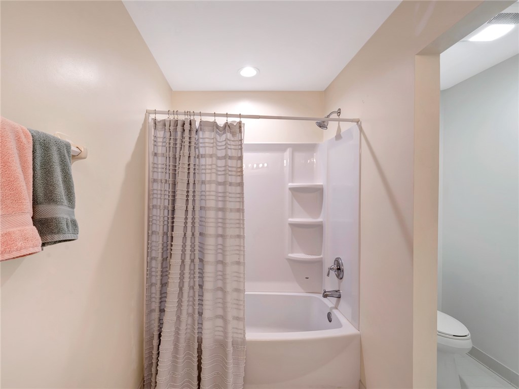 5030 Harmony Circle 103