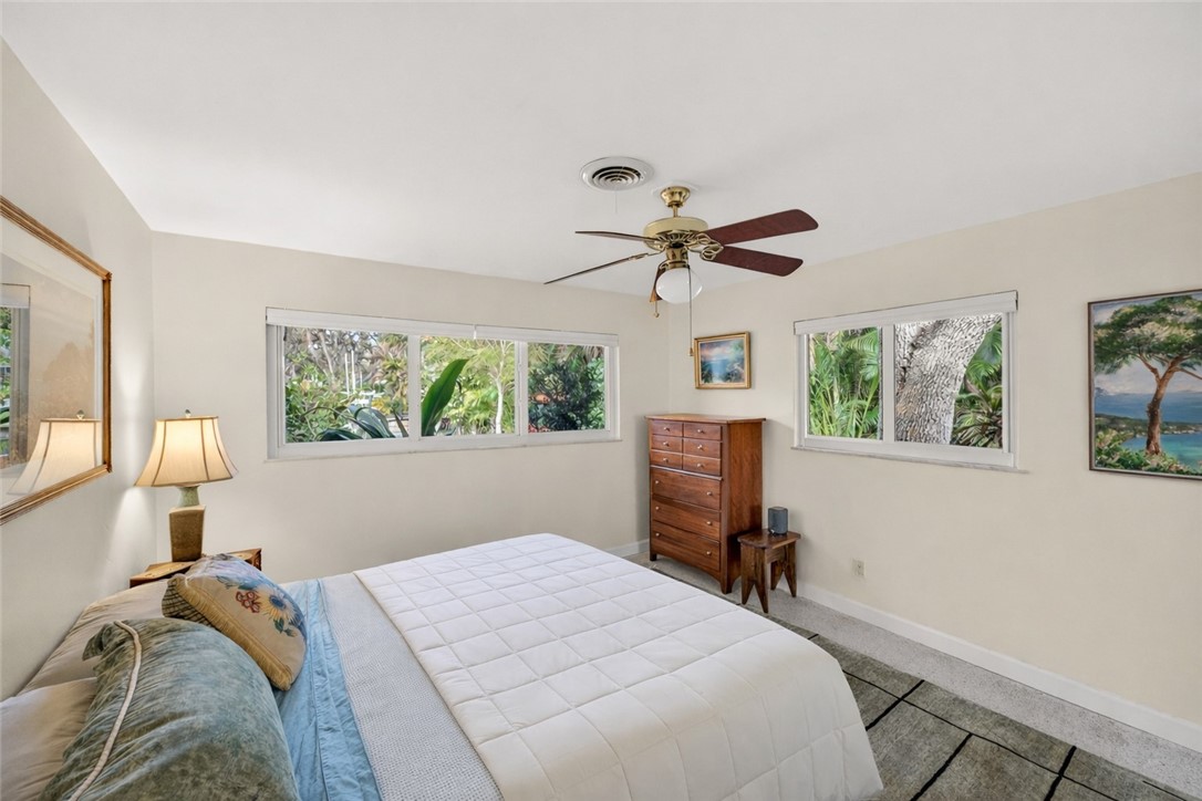 547 E Causeway Boulevard