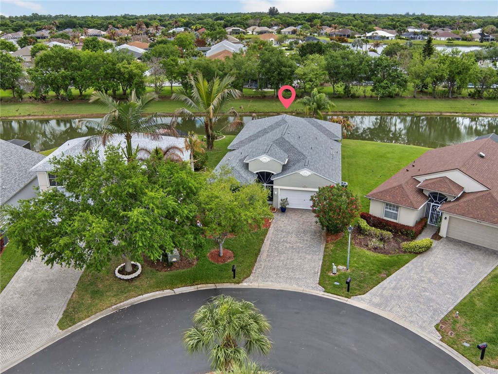 608 Calamondin Way SW