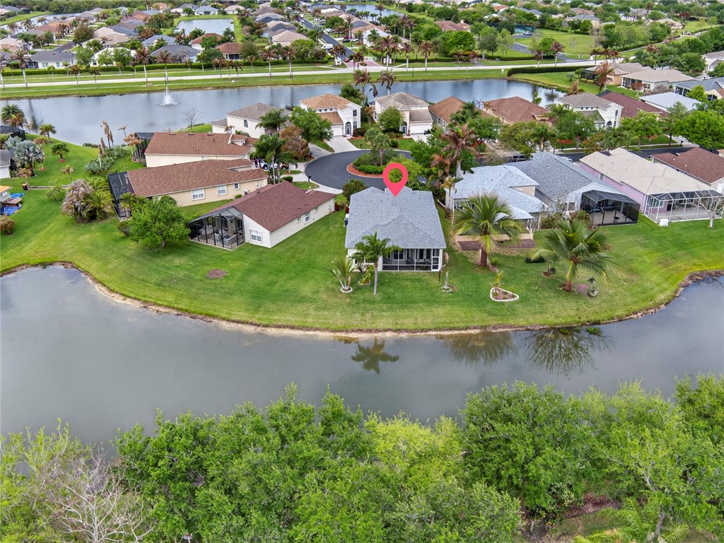 608 Calamondin Way SW