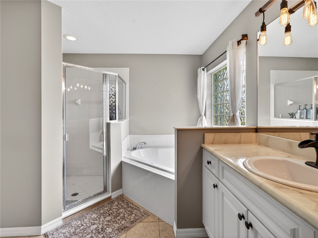 531 High Hawk Circle