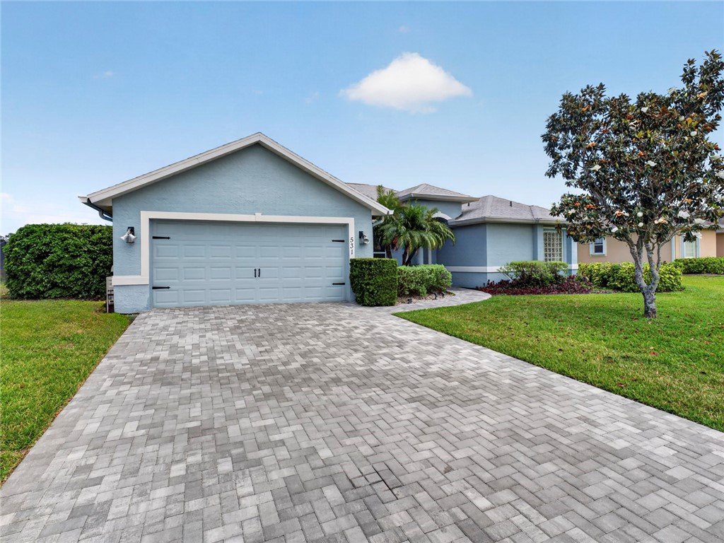 531 High Hawk Circle