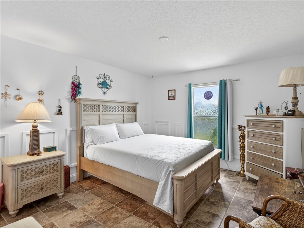 531 High Hawk Circle