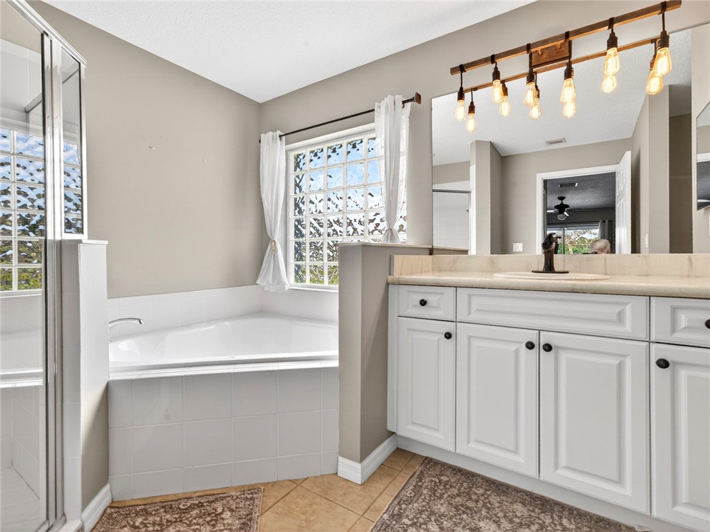 531 High Hawk Circle