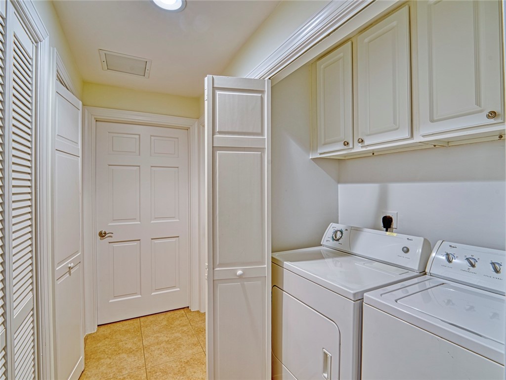 4350 Doubles Alley Drive 201