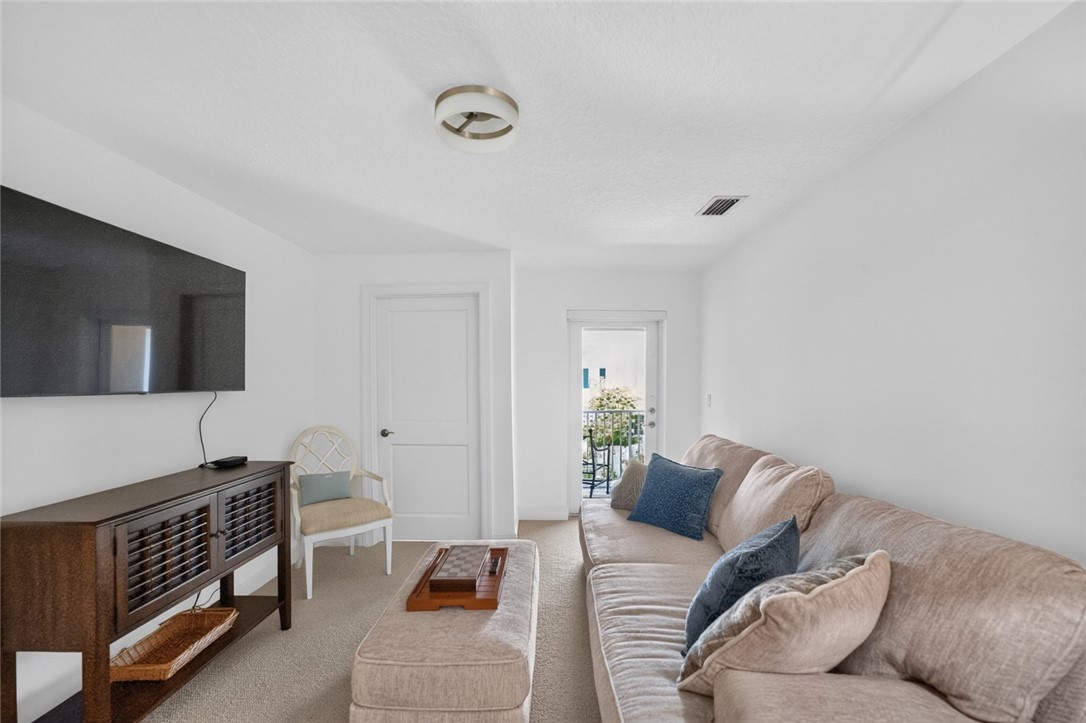 4316 Cross Court