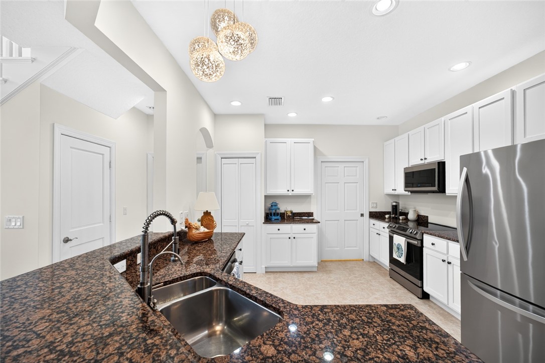 4316 Cross Court