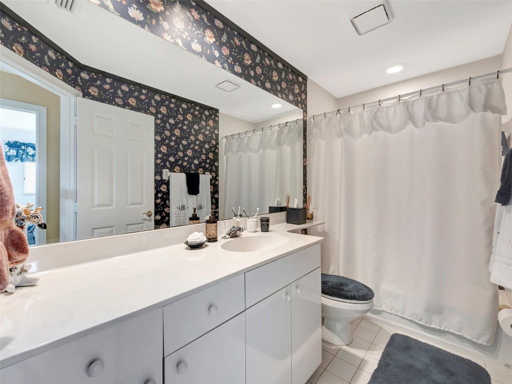 4773 S Newport Dr. 5B