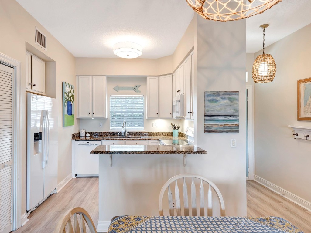 4370 Doubles Alley Dr. 102