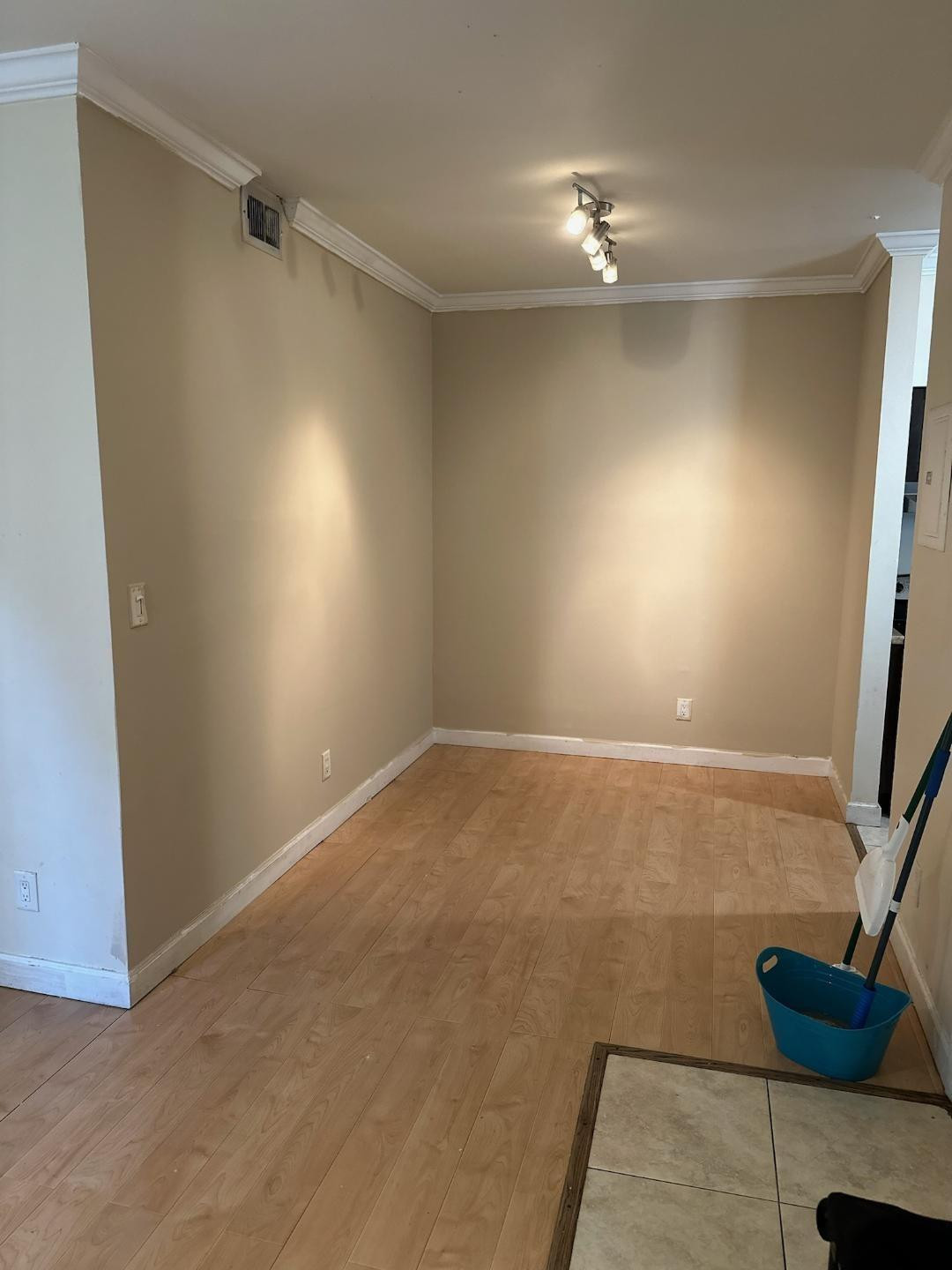 621 Cypress Lake Boulevard E16