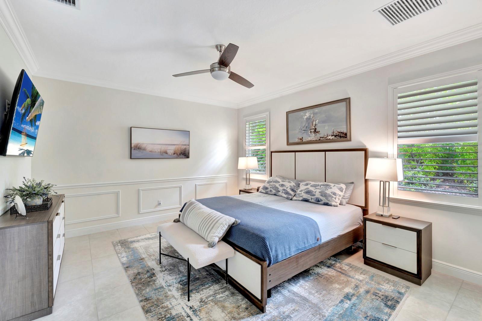 5950 Bella Rosa Ln