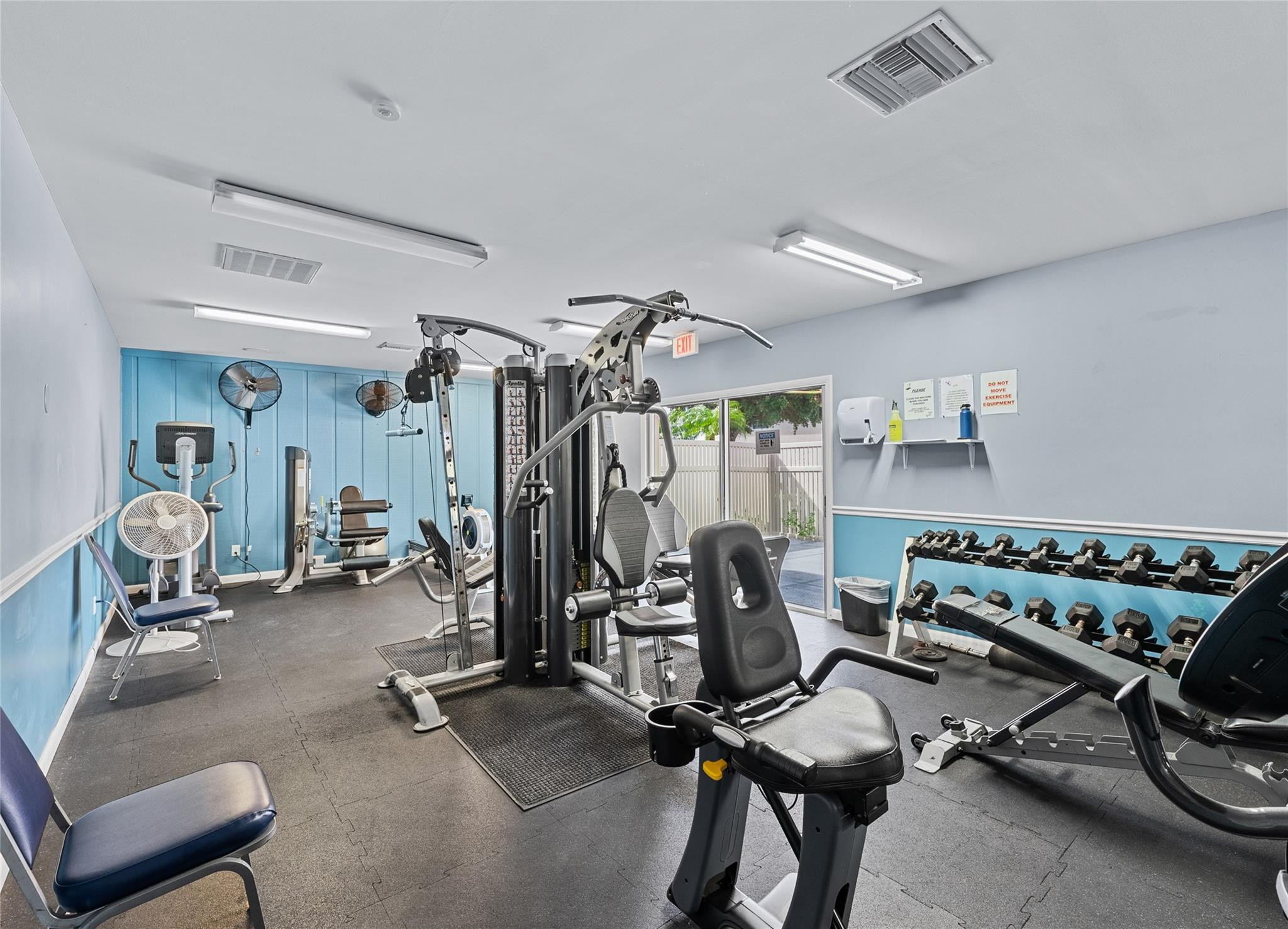 68 Royal Oak Ct 106