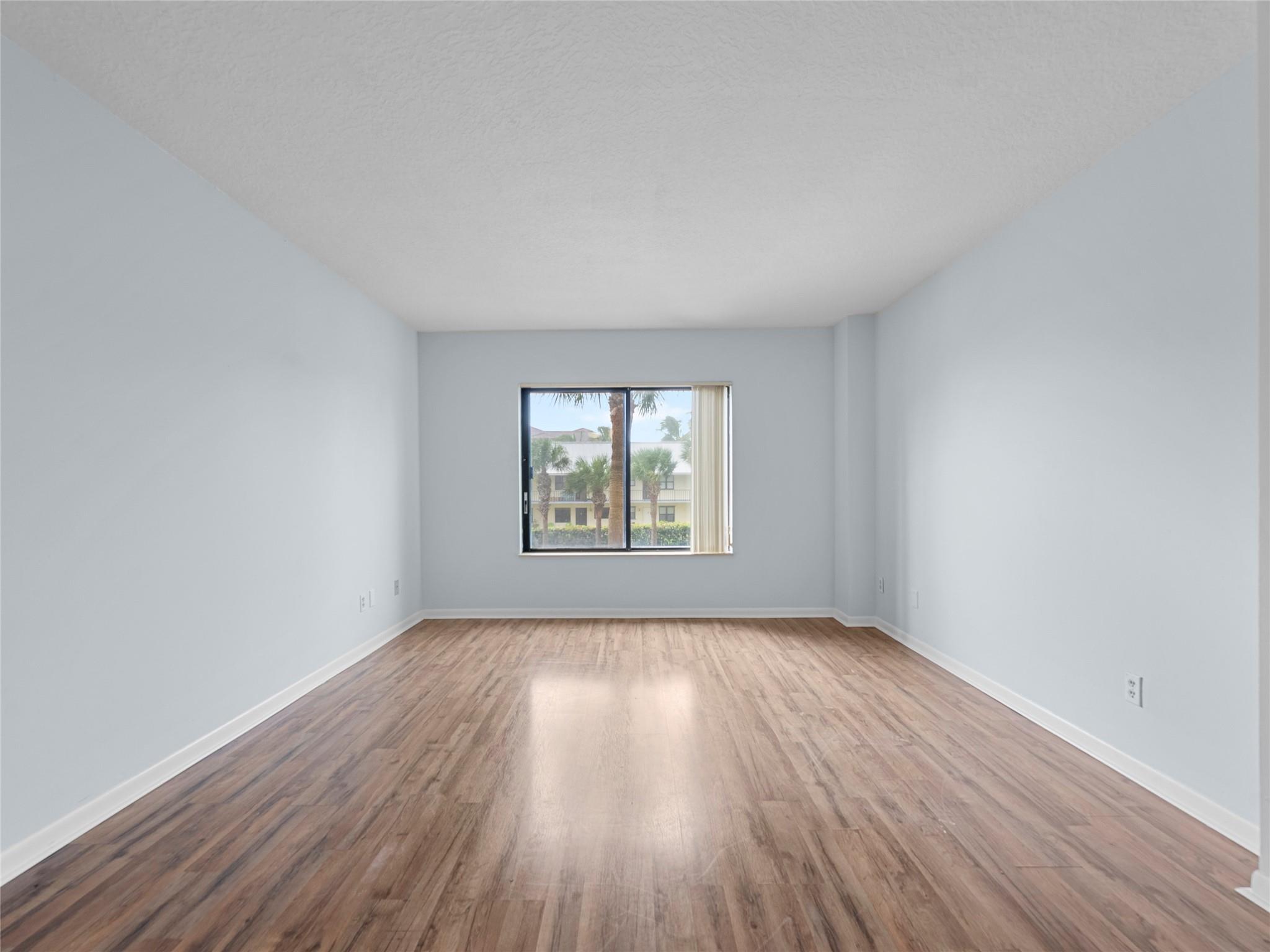 801 S Ocean Dr 205