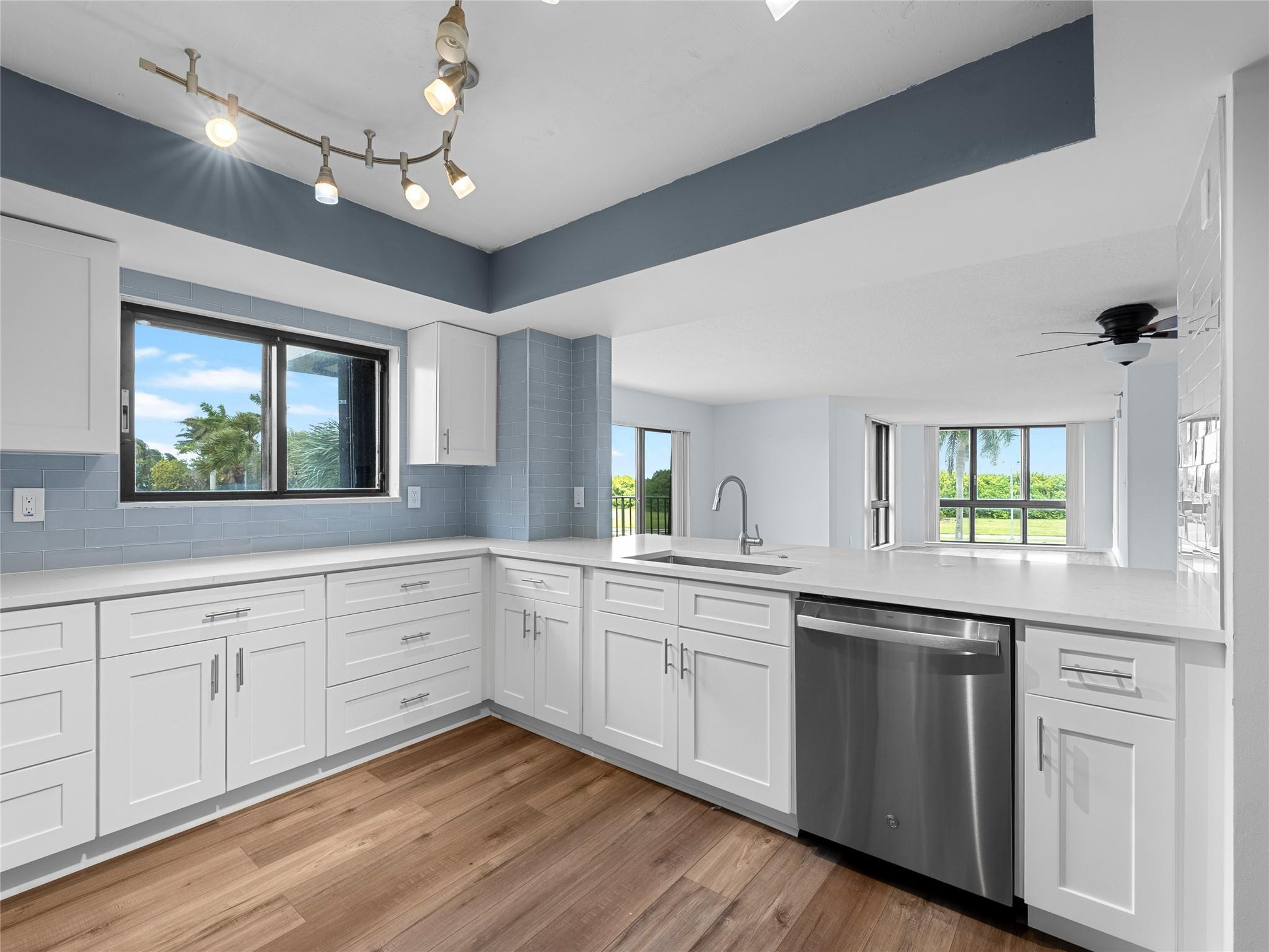 801 S Ocean Dr 205