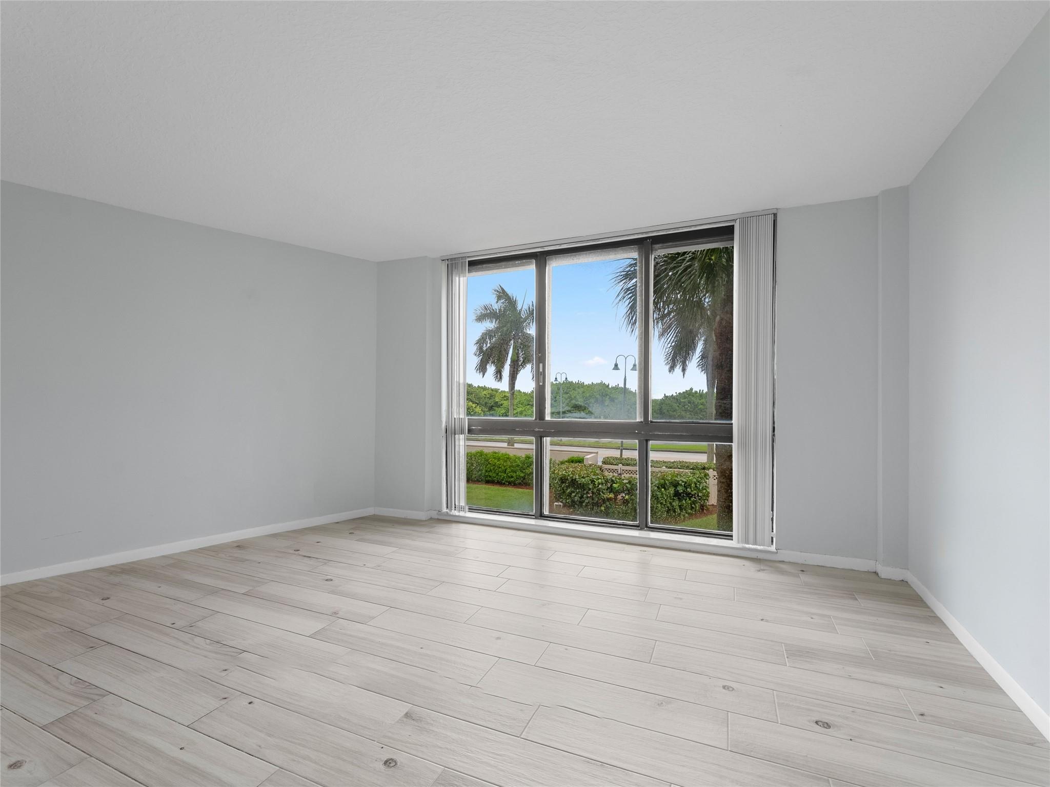 801 S Ocean Dr 205