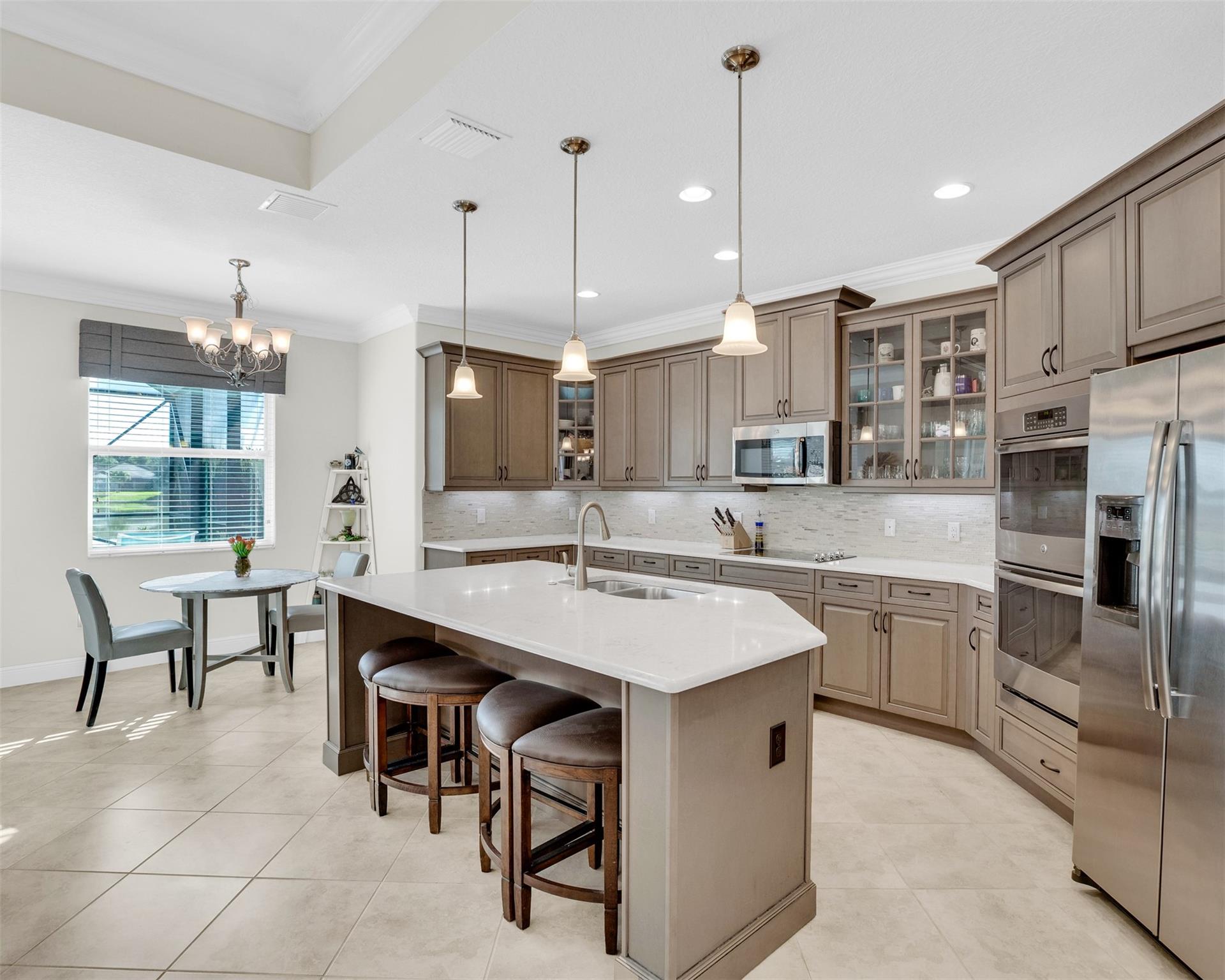 1768 Belmont Cir