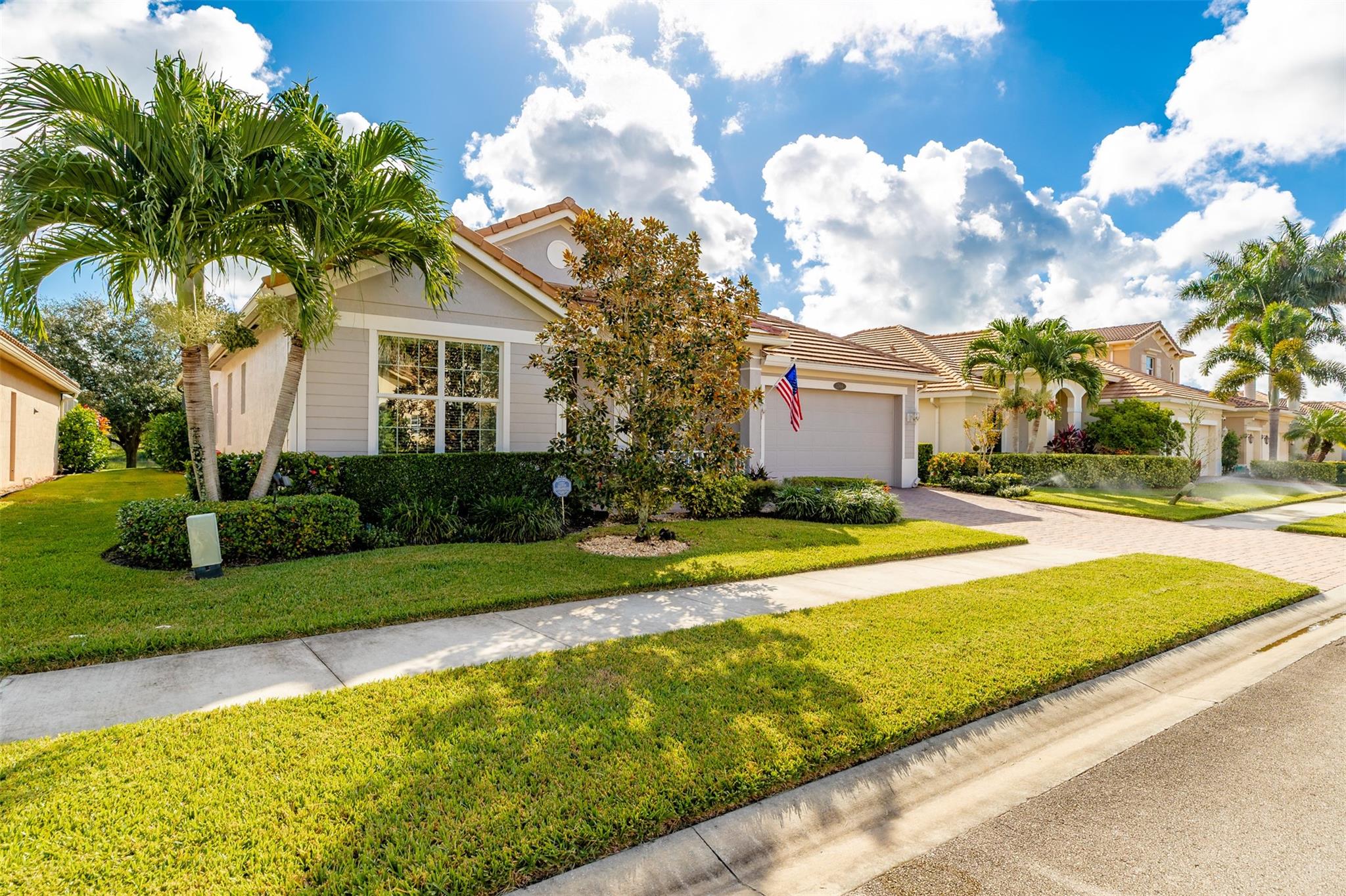1768 Belmont Cir