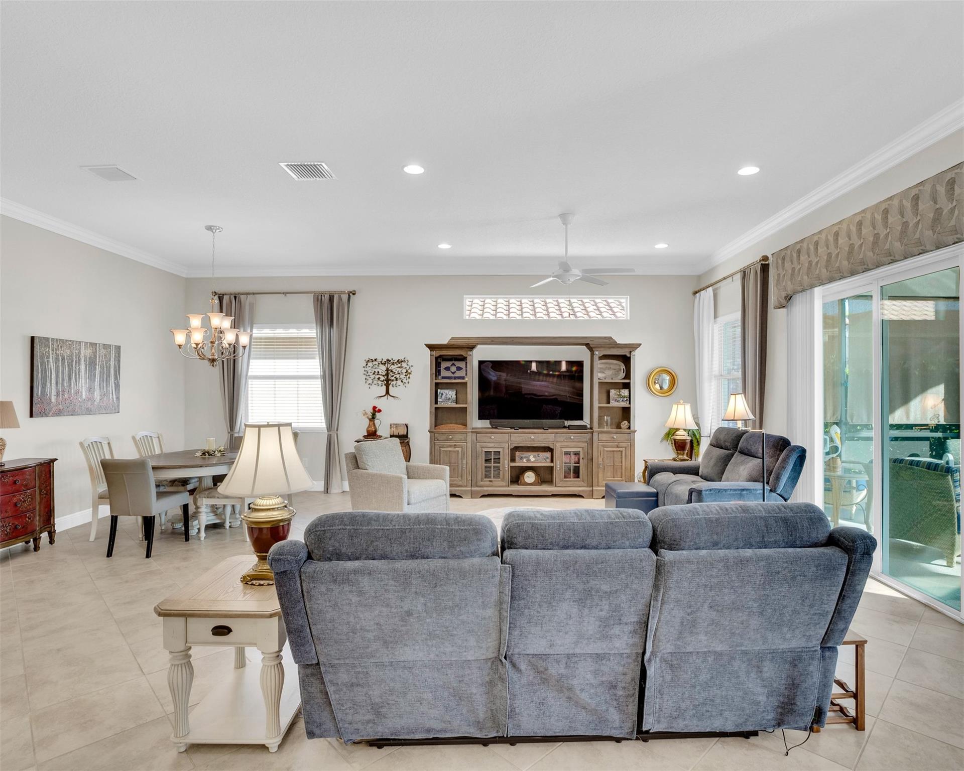 1768 Belmont Cir