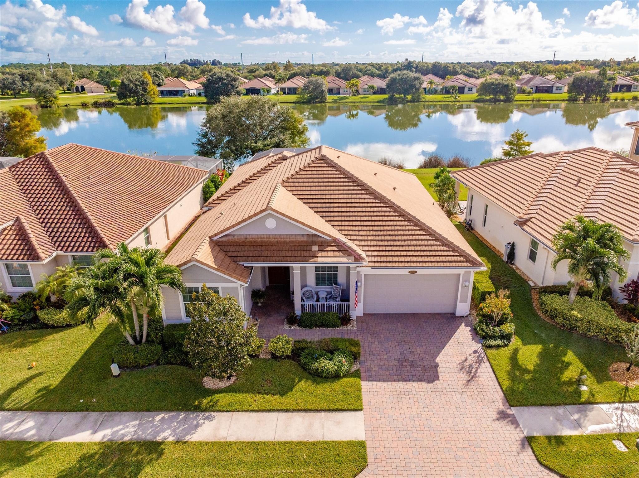 1768 Belmont Cir
