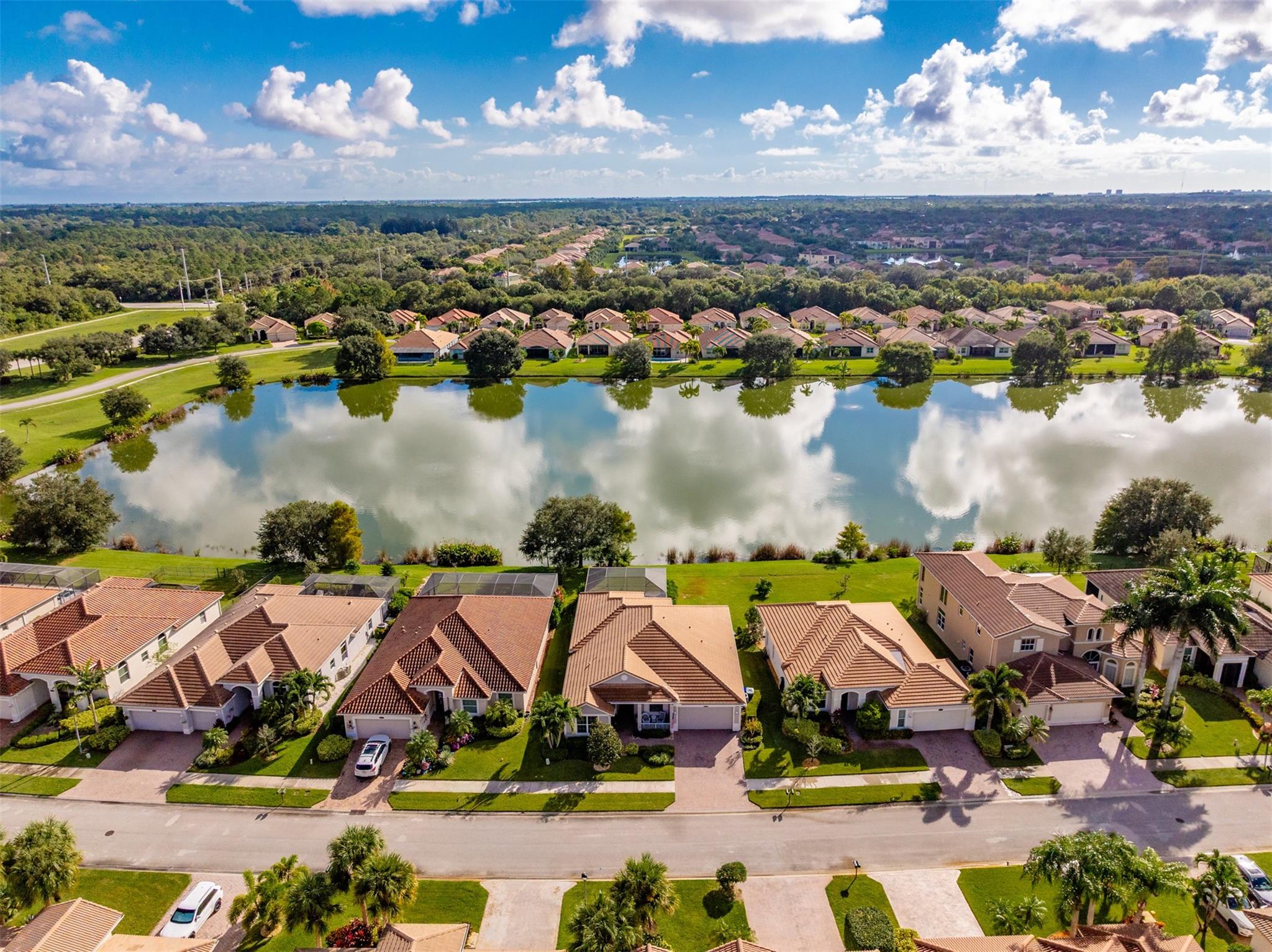 1768 Belmont Cir