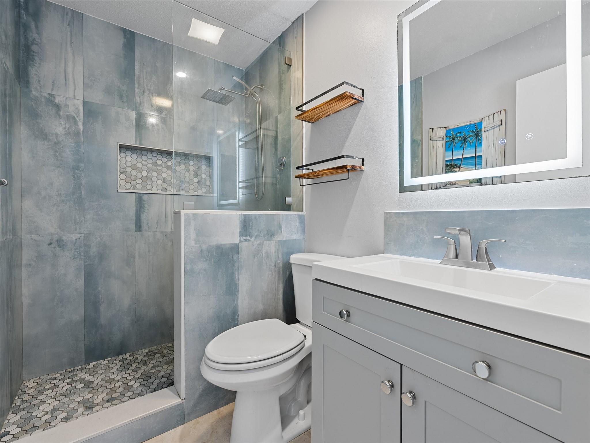 5 Vista Palm Ln 207
